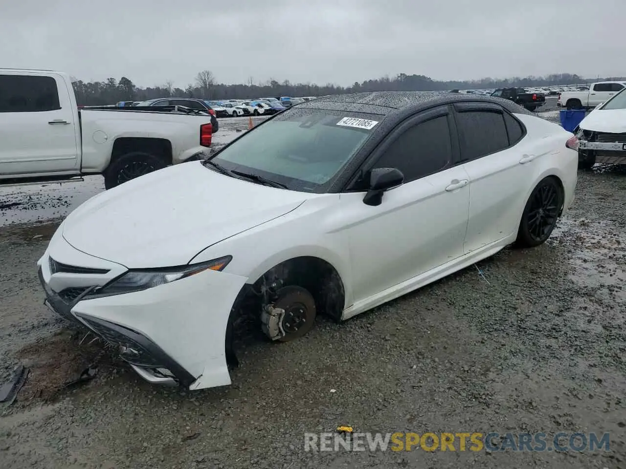 1 Photograph of a damaged car 4T1K61AK4NU070884 TOYOTA CAMRY 2022