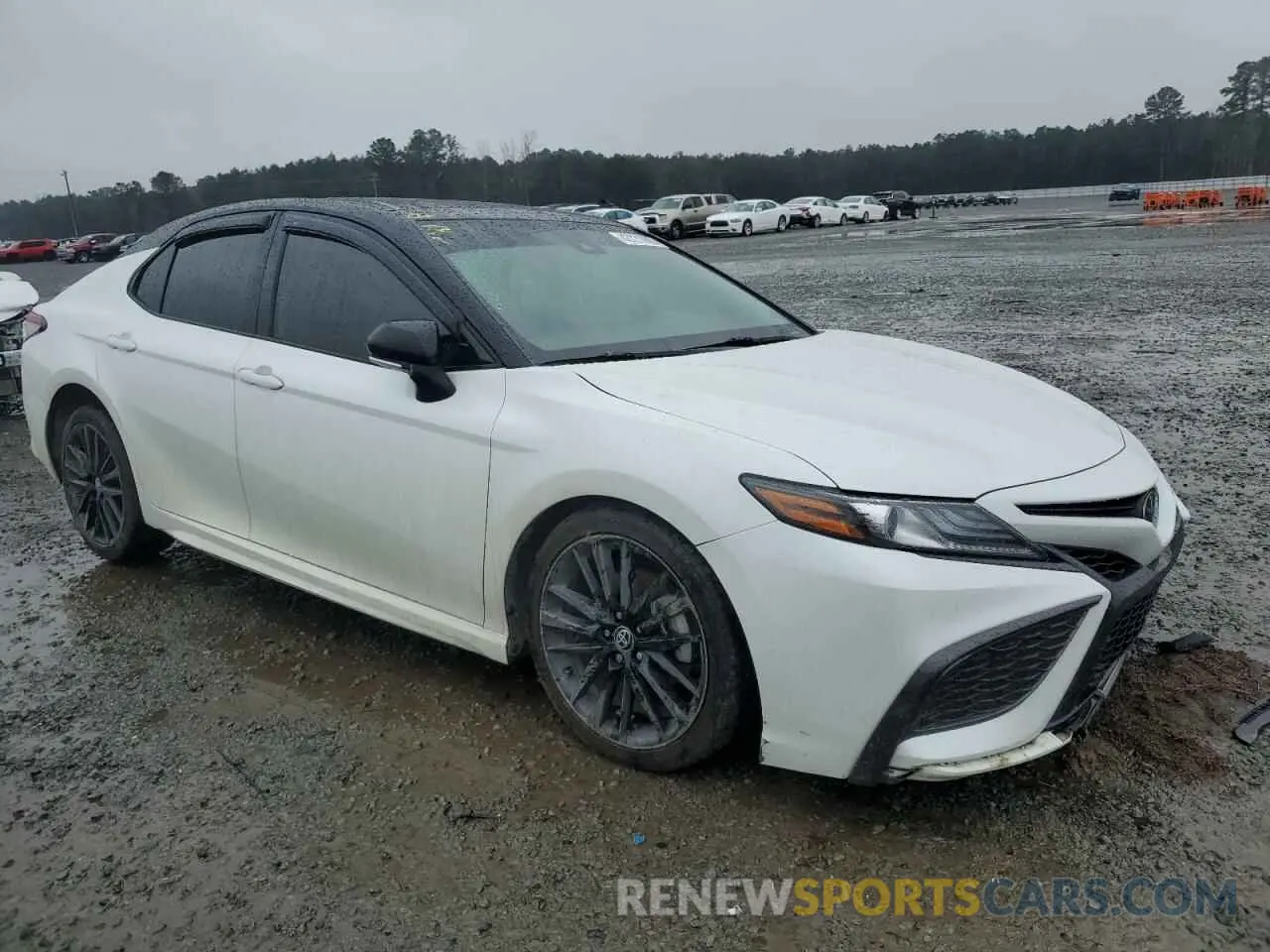 4 Photograph of a damaged car 4T1K61AK4NU070884 TOYOTA CAMRY 2022