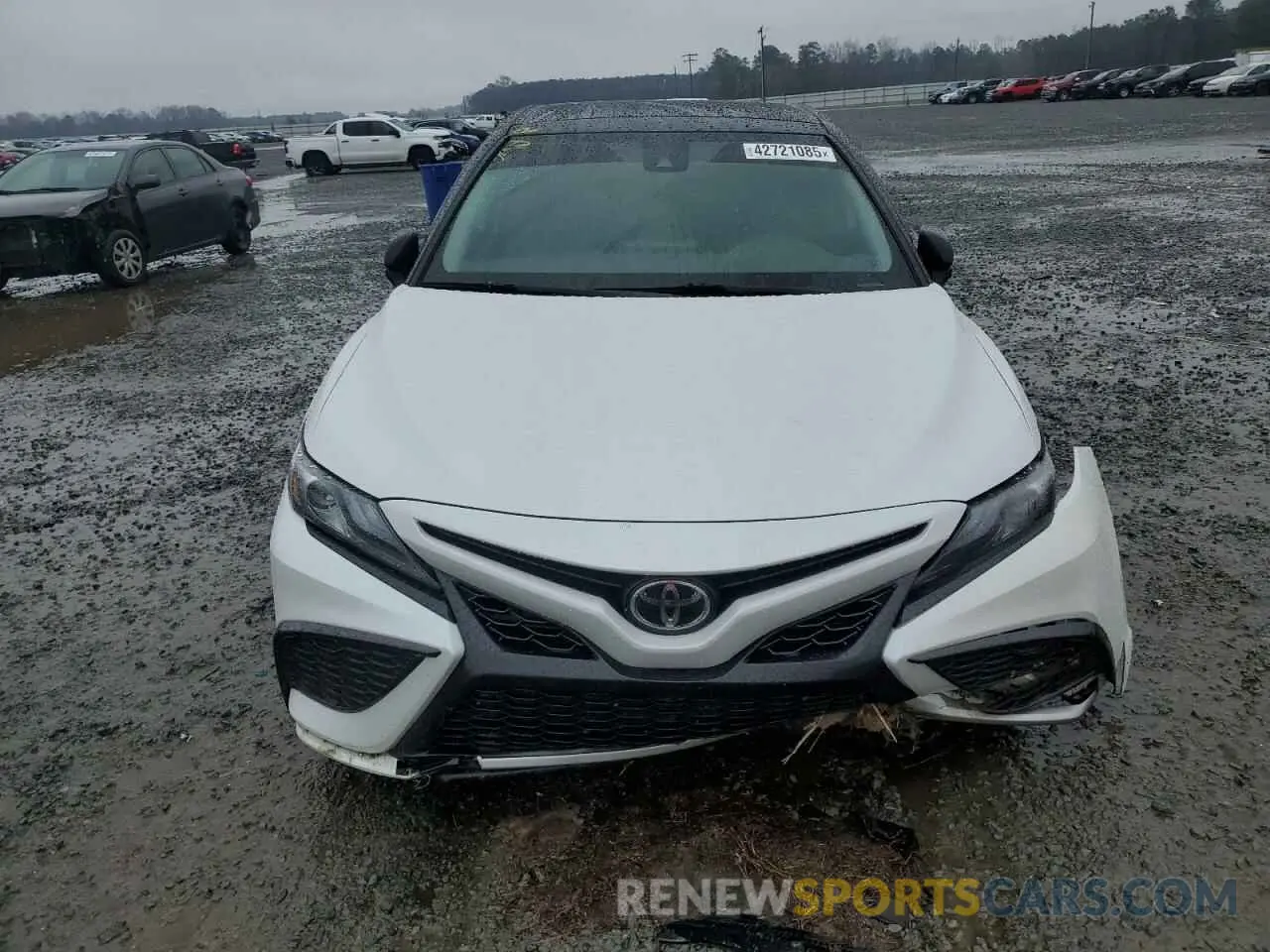 5 Photograph of a damaged car 4T1K61AK4NU070884 TOYOTA CAMRY 2022