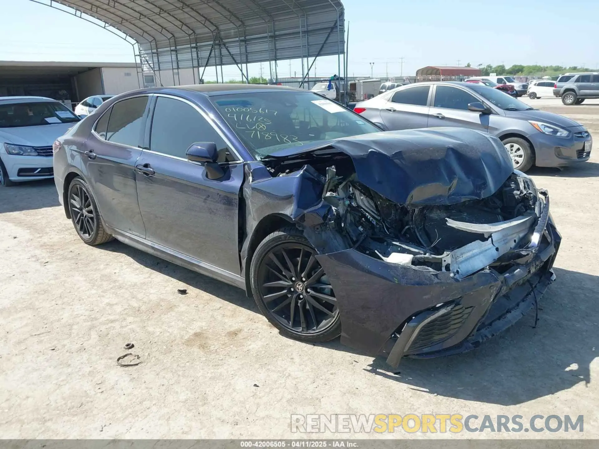 1 Photograph of a damaged car 4T1K61AK4NU718983 TOYOTA CAMRY 2022