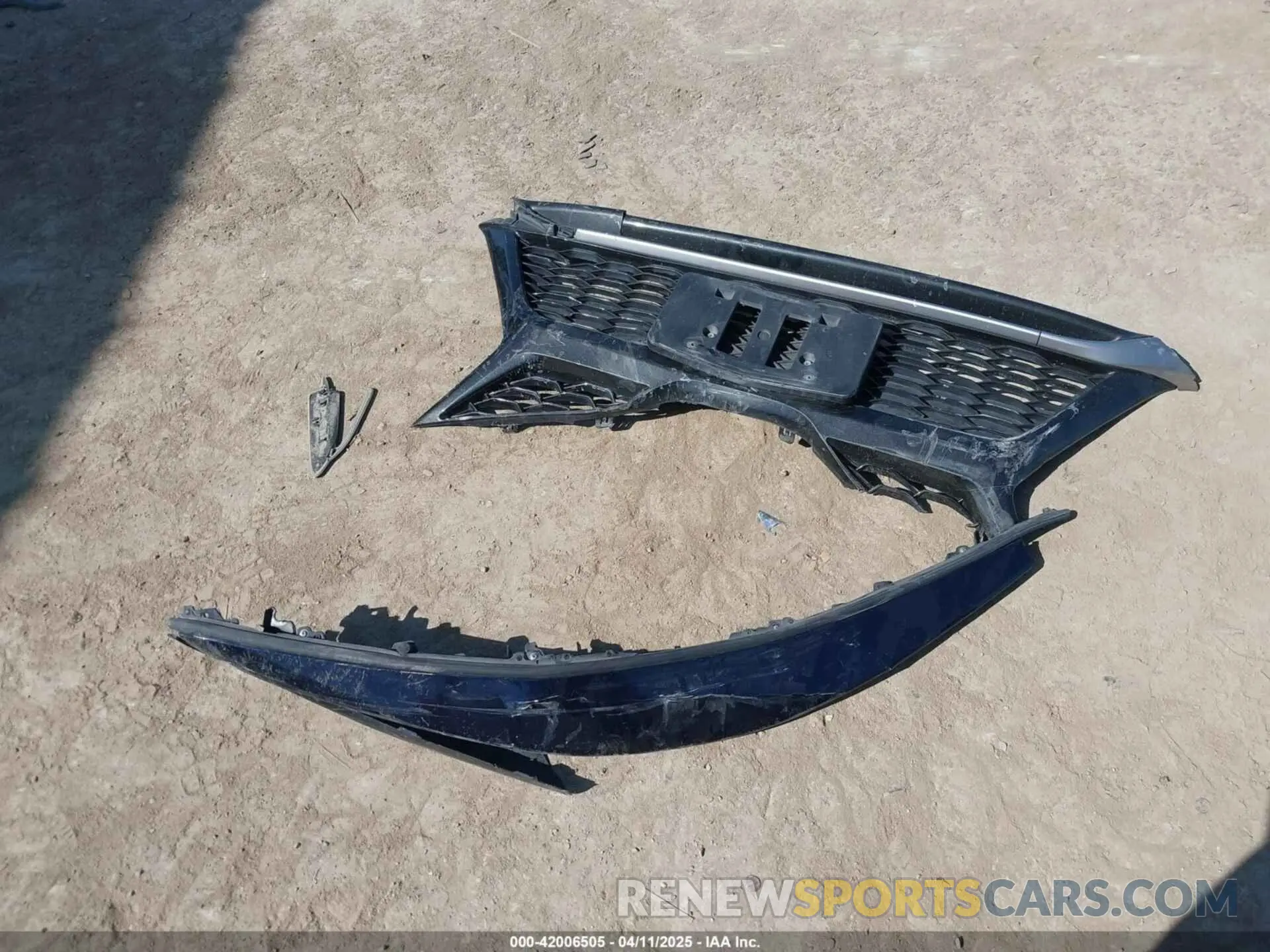 12 Photograph of a damaged car 4T1K61AK4NU718983 TOYOTA CAMRY 2022