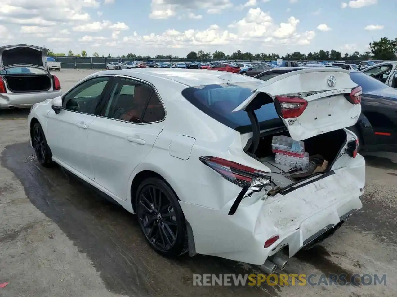 3 Photograph of a damaged car 4T1K61AK5NU014890 TOYOTA CAMRY 2022