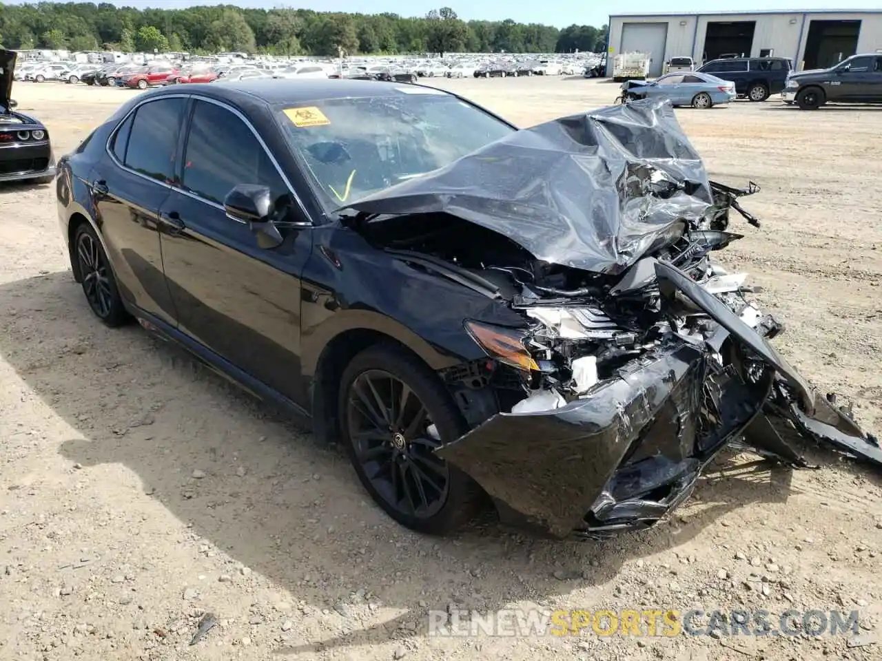 1 Photograph of a damaged car 4T1K61AK5NU016591 TOYOTA CAMRY 2022