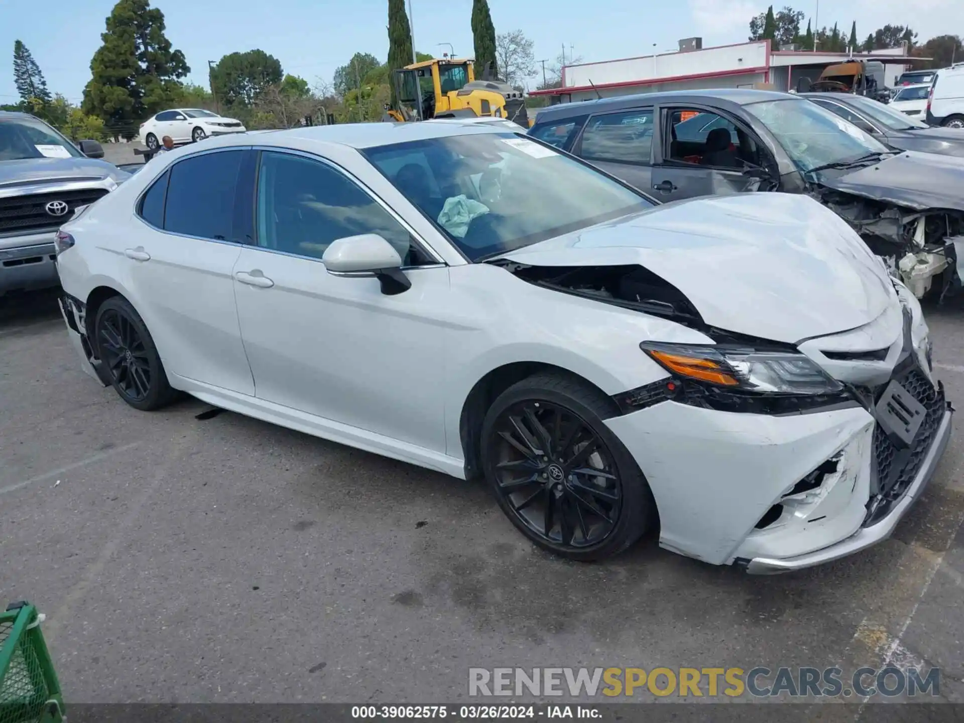 1 Photograph of a damaged car 4T1K61AK6NU002411 TOYOTA CAMRY 2022