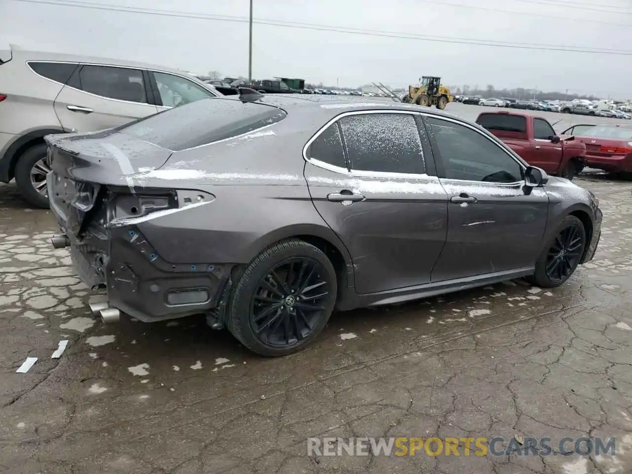 3 Photograph of a damaged car 4T1K61AK6NU032332 TOYOTA CAMRY 2022