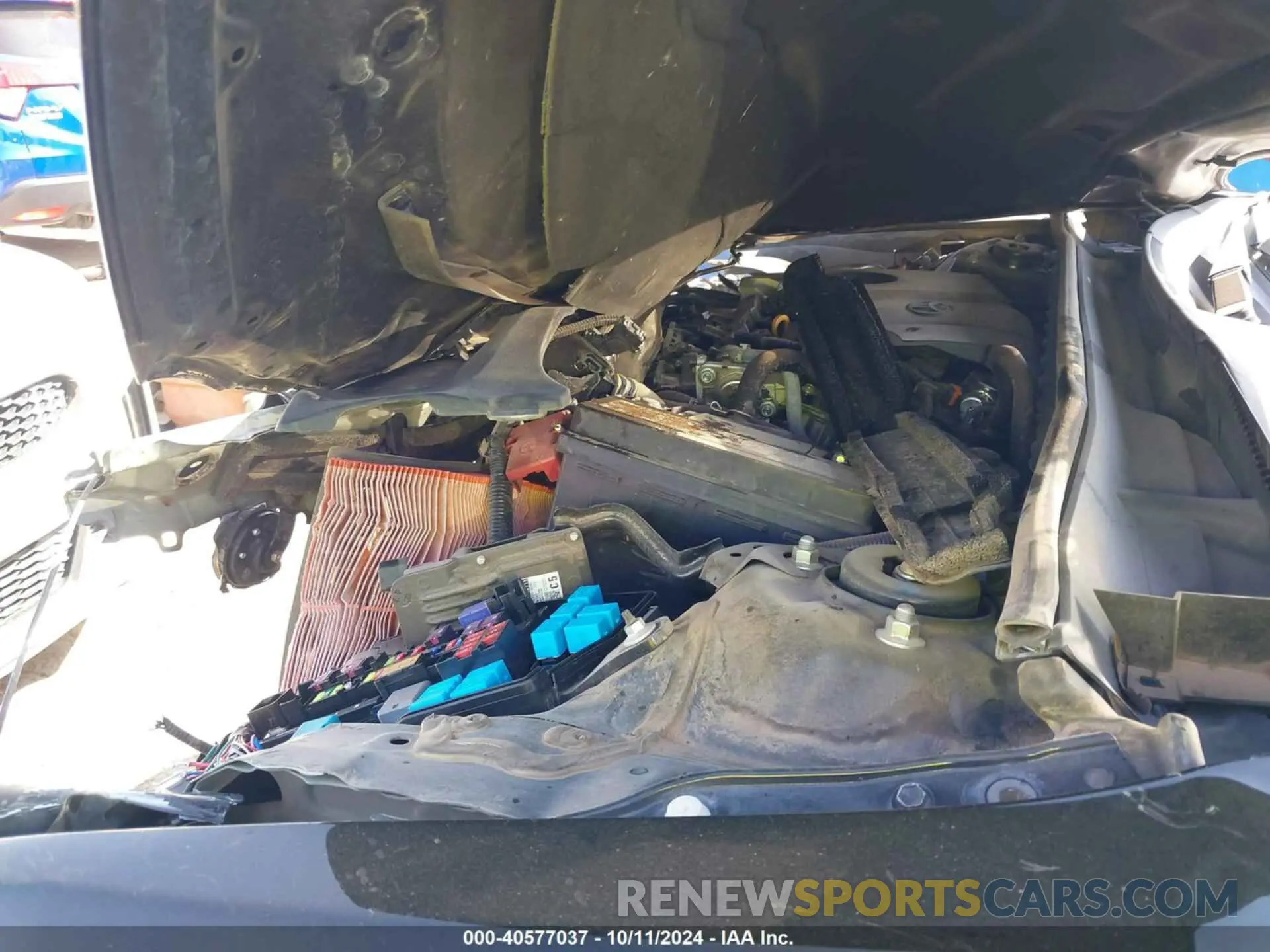 10 Photograph of a damaged car 4T1K61AK6NU076055 TOYOTA CAMRY 2022
