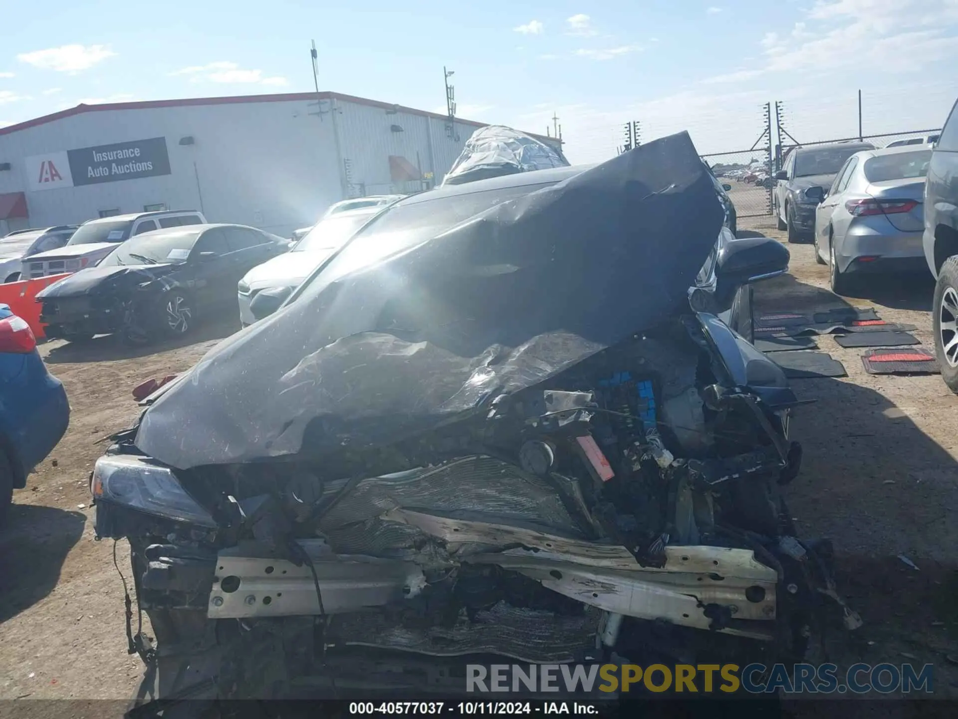 11 Photograph of a damaged car 4T1K61AK6NU076055 TOYOTA CAMRY 2022