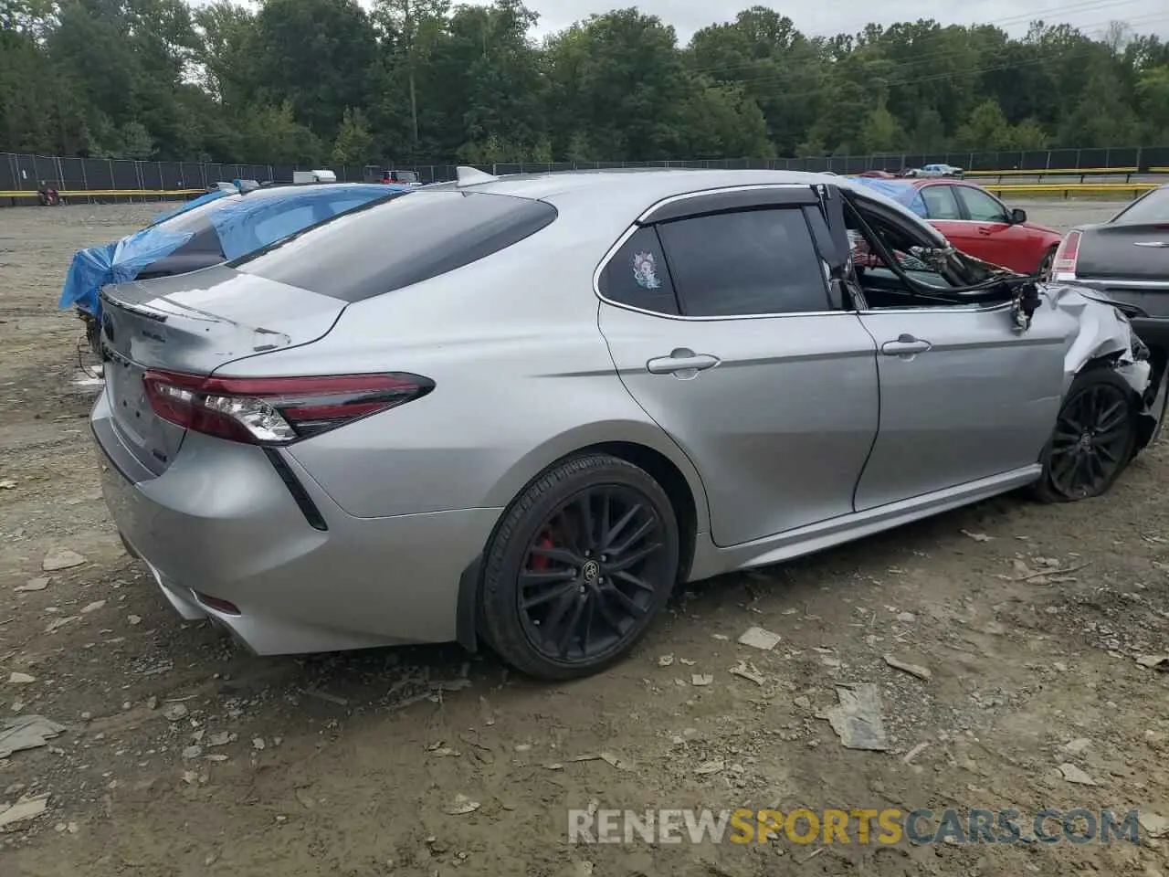 3 Photograph of a damaged car 4T1K61AK6NU700128 TOYOTA CAMRY 2022
