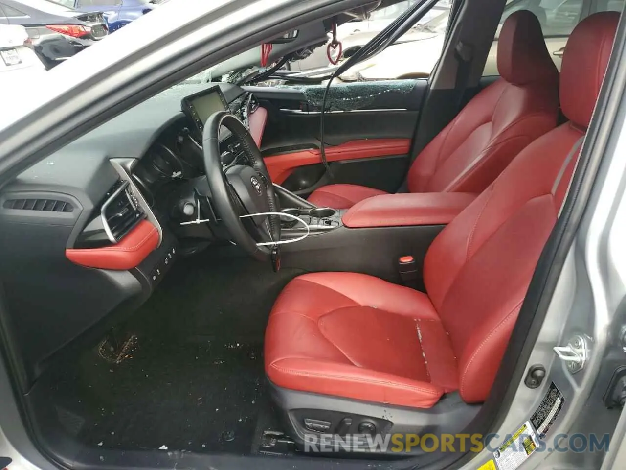 7 Photograph of a damaged car 4T1K61AK6NU700128 TOYOTA CAMRY 2022