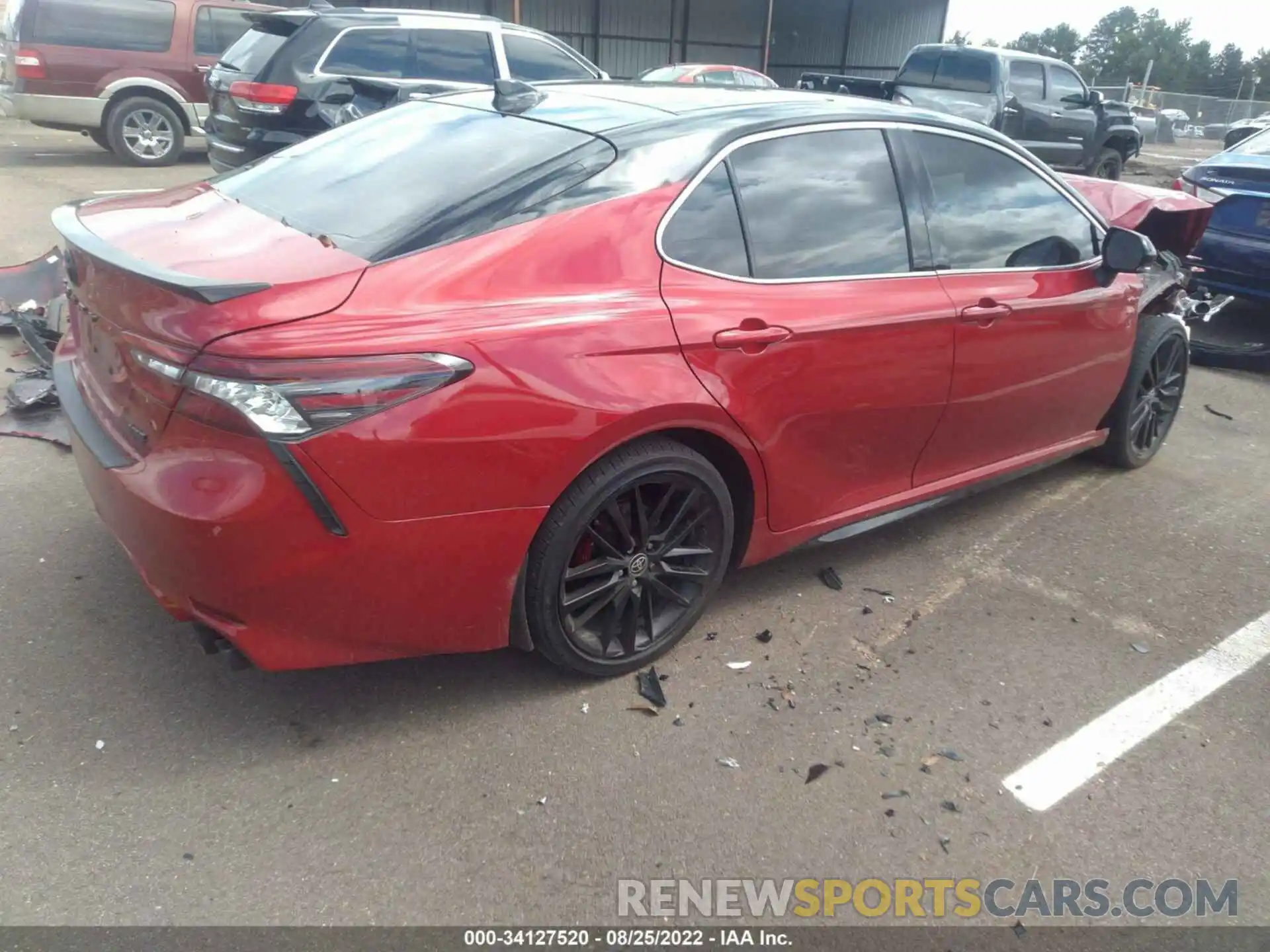 4 Photograph of a damaged car 4T1K61AK7NU004524 TOYOTA CAMRY 2022