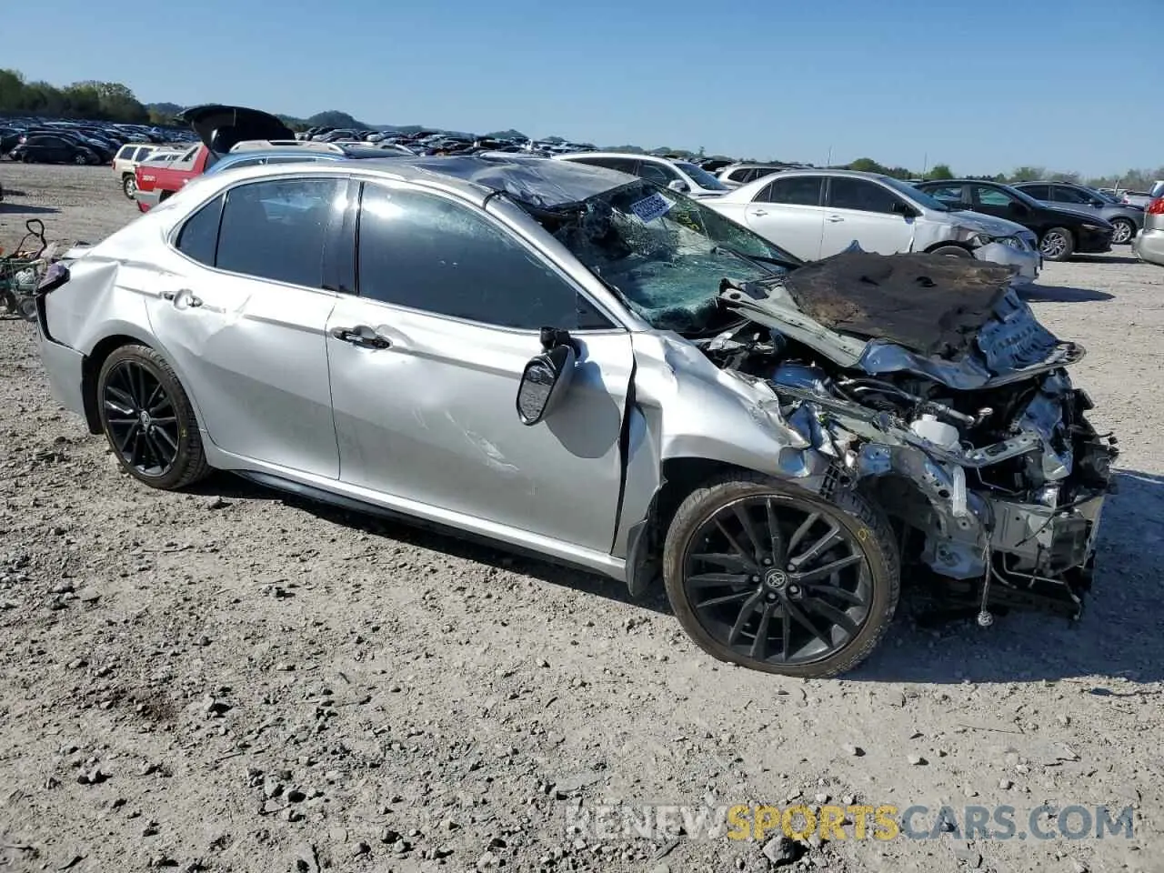 4 Photograph of a damaged car 4T1K61AK7NU005785 TOYOTA CAMRY 2022