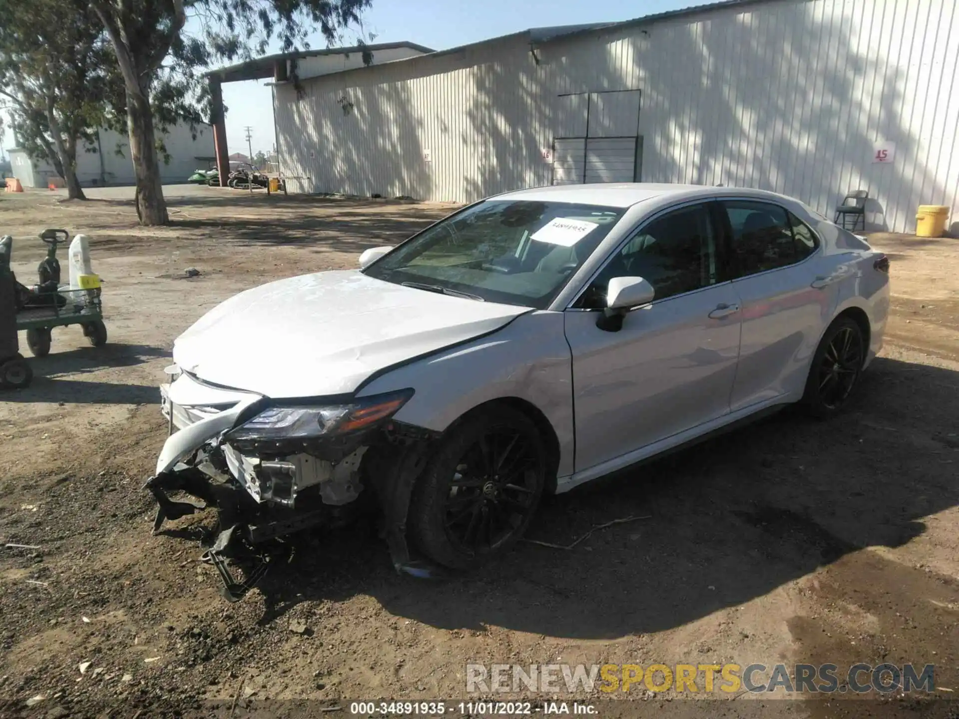 2 Photograph of a damaged car 4T1K61AK7NU008802 TOYOTA CAMRY 2022