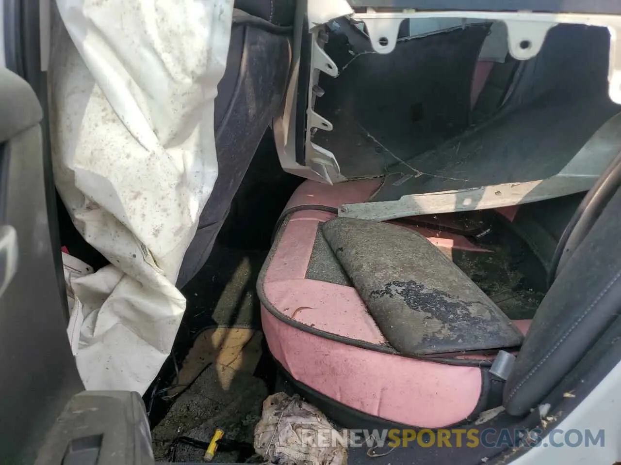 10 Photograph of a damaged car 4T1K61AK7NU009559 TOYOTA CAMRY 2022