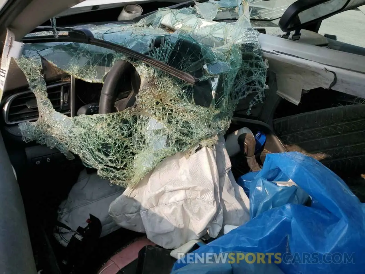 8 Photograph of a damaged car 4T1K61AK7NU009559 TOYOTA CAMRY 2022