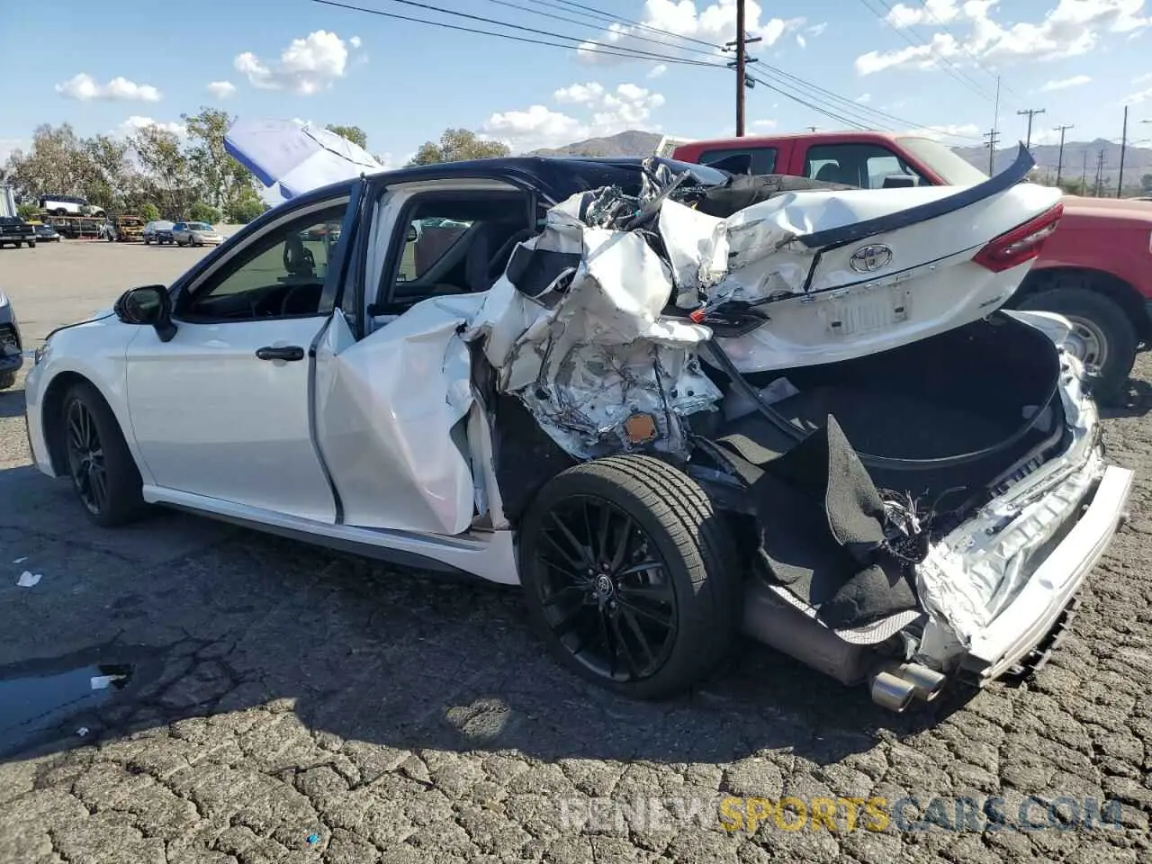 2 Photograph of a damaged car 4T1K61AK7NU029861 TOYOTA CAMRY 2022
