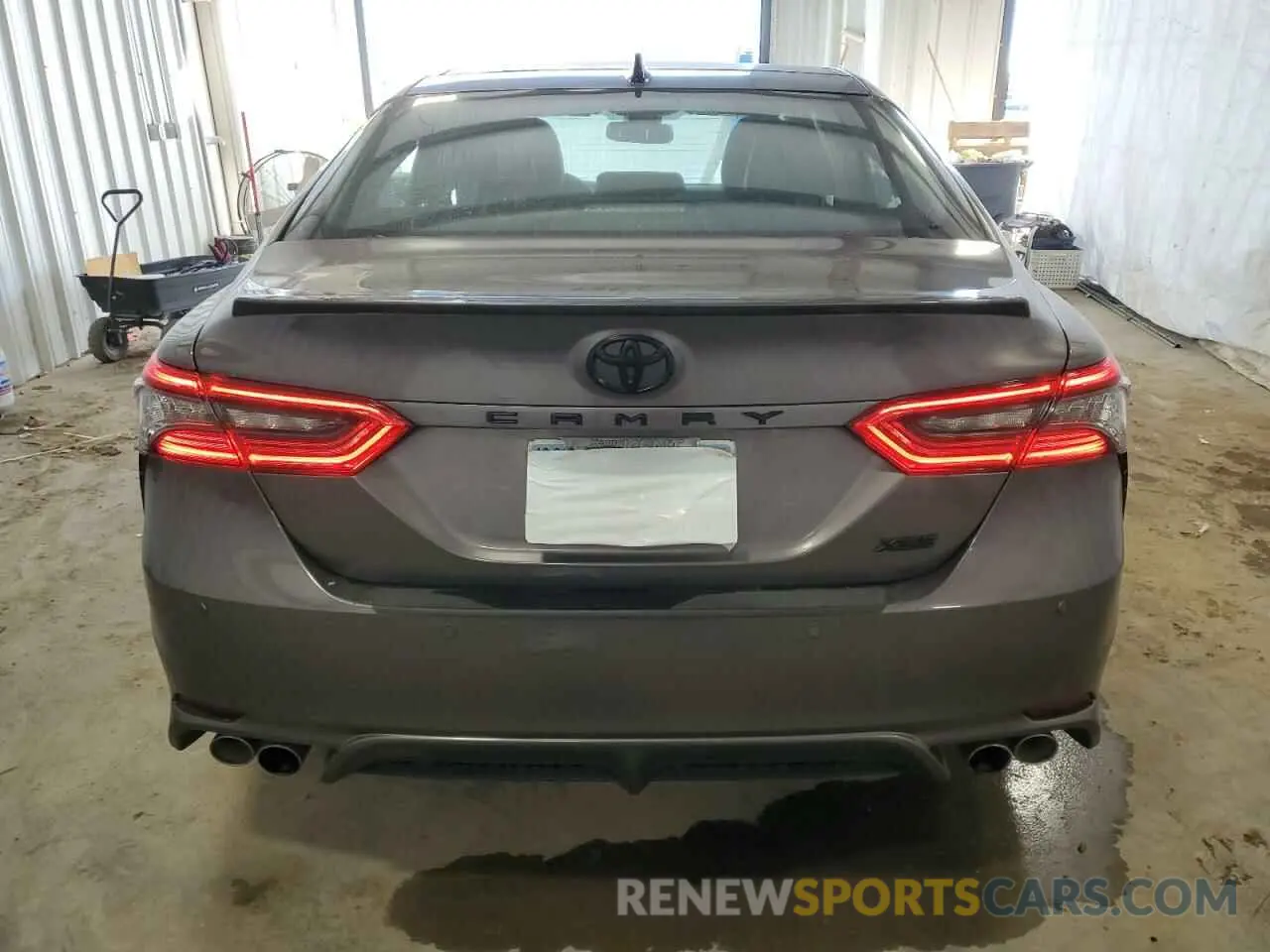 6 Photograph of a damaged car 4T1K61AK7NU047583 TOYOTA CAMRY 2022