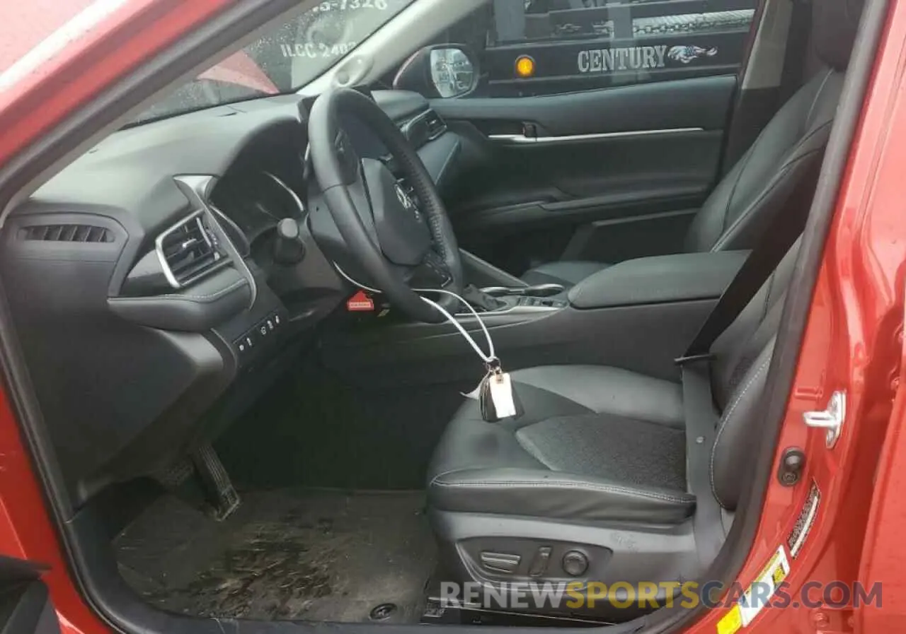 7 Photograph of a damaged car 4T1K61AK7NU066649 TOYOTA CAMRY 2022