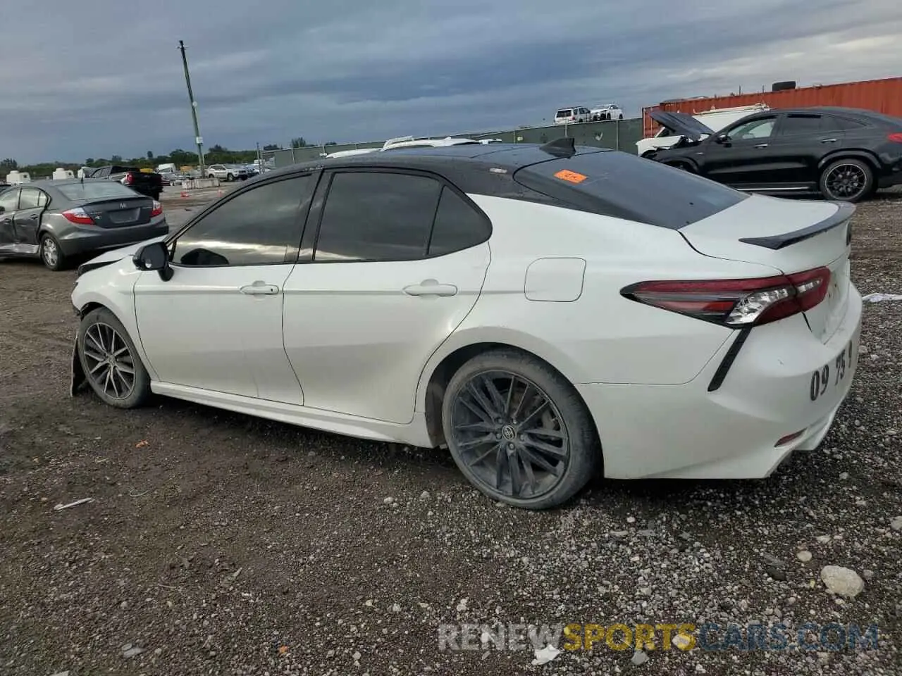 2 Photograph of a damaged car 4T1K61AK8NU012227 TOYOTA CAMRY 2022