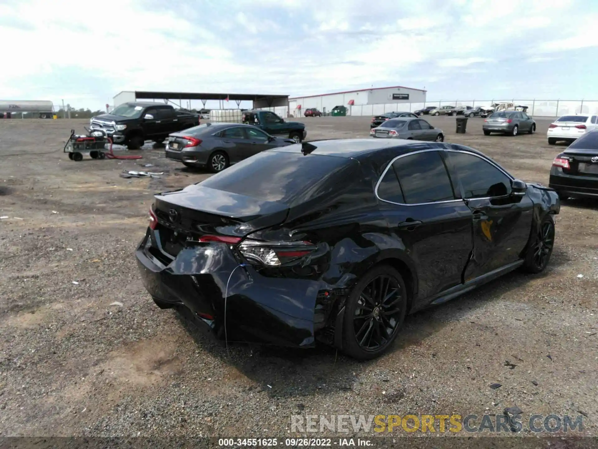 4 Photograph of a damaged car 4T1K61AK8NU029433 TOYOTA CAMRY 2022