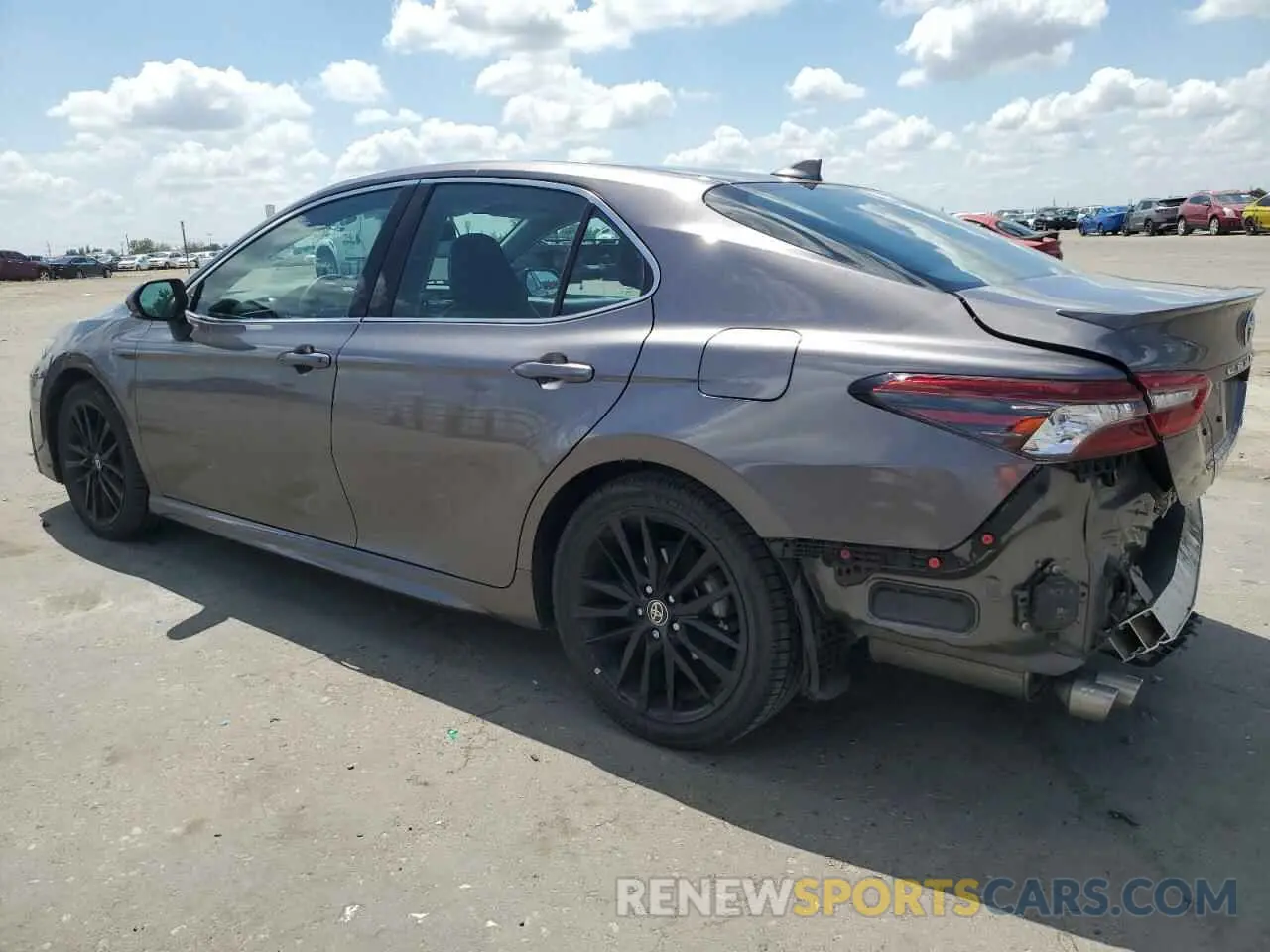 2 Photograph of a damaged car 4T1K61AK8NU057913 TOYOTA CAMRY 2022