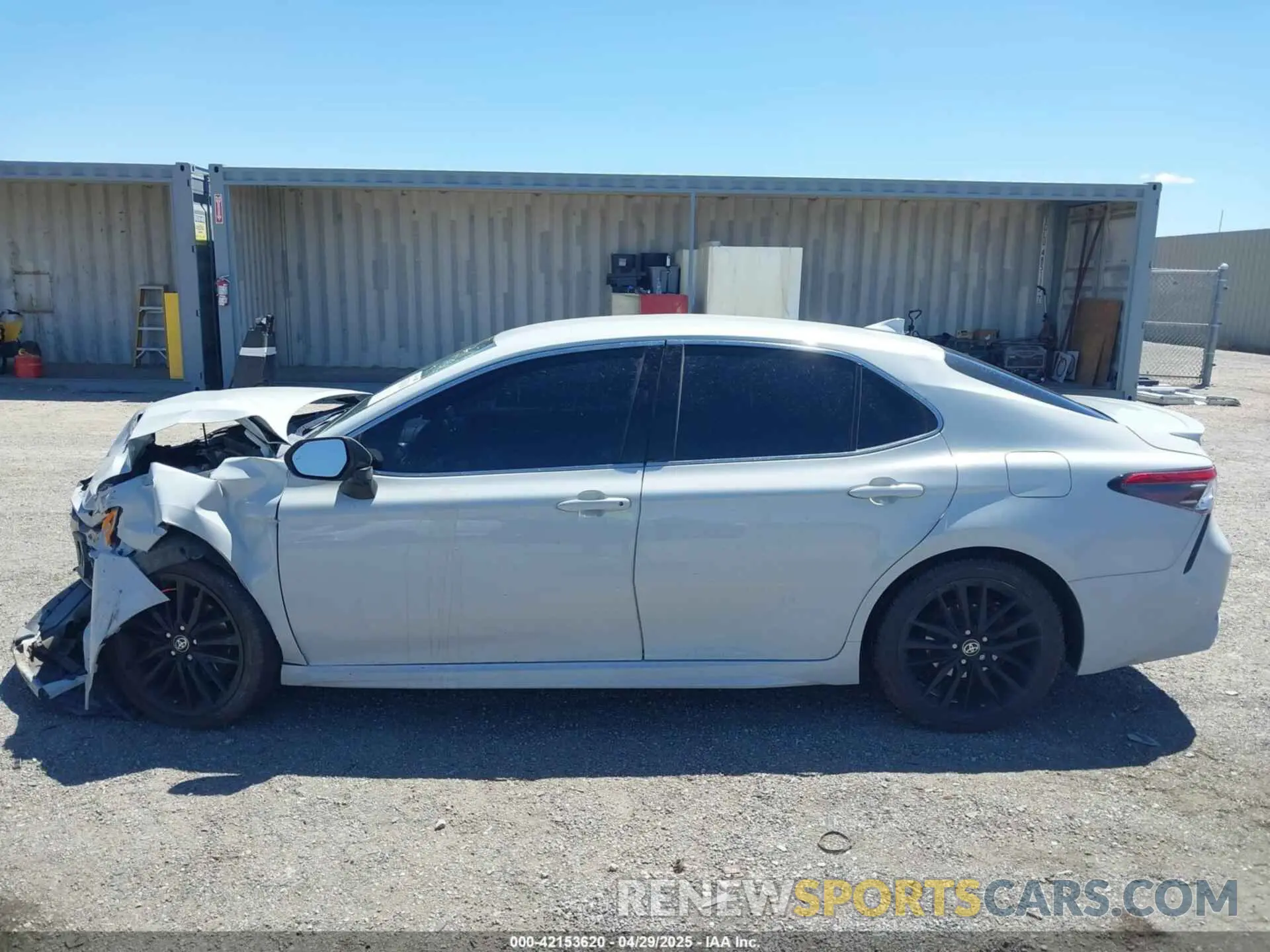 13 Photograph of a damaged car 4T1K61AK9NU017050 TOYOTA CAMRY 2022