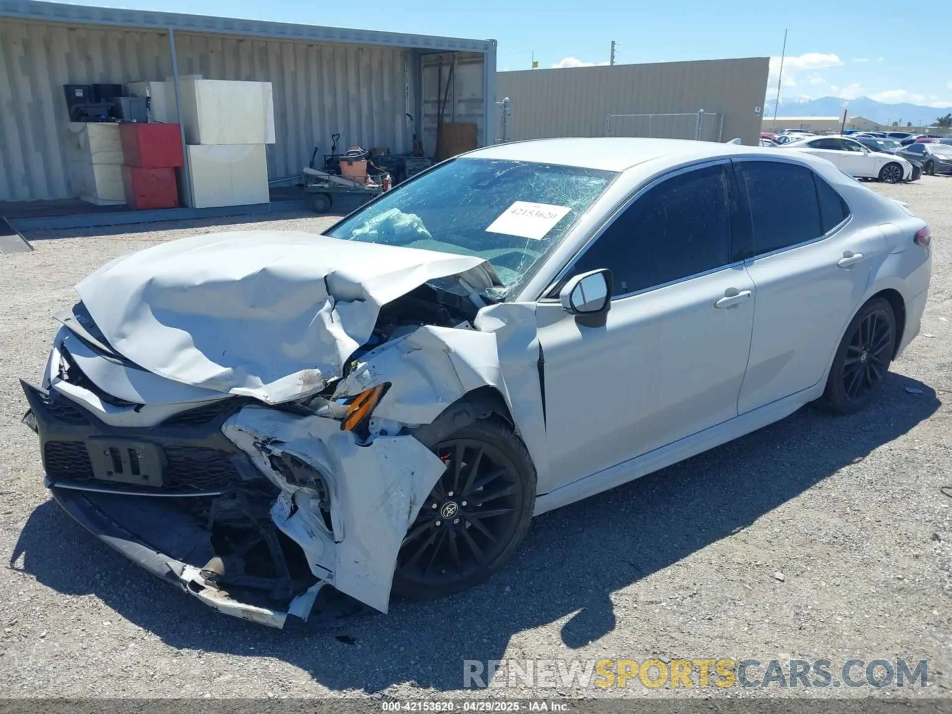 2 Photograph of a damaged car 4T1K61AK9NU017050 TOYOTA CAMRY 2022
