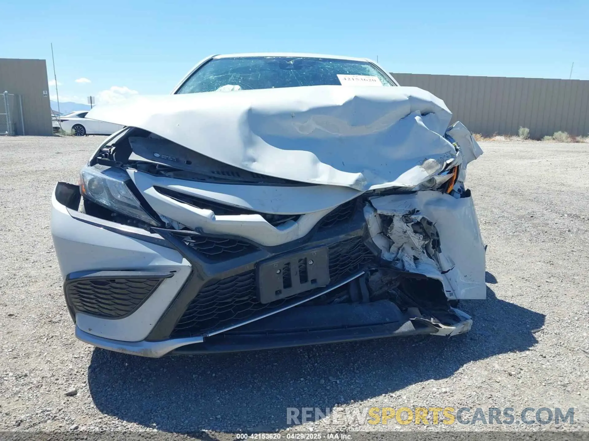 6 Photograph of a damaged car 4T1K61AK9NU017050 TOYOTA CAMRY 2022
