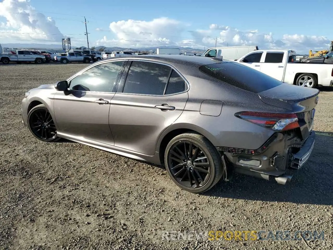 2 Photograph of a damaged car 4T1K61AK9NU709731 TOYOTA CAMRY 2022