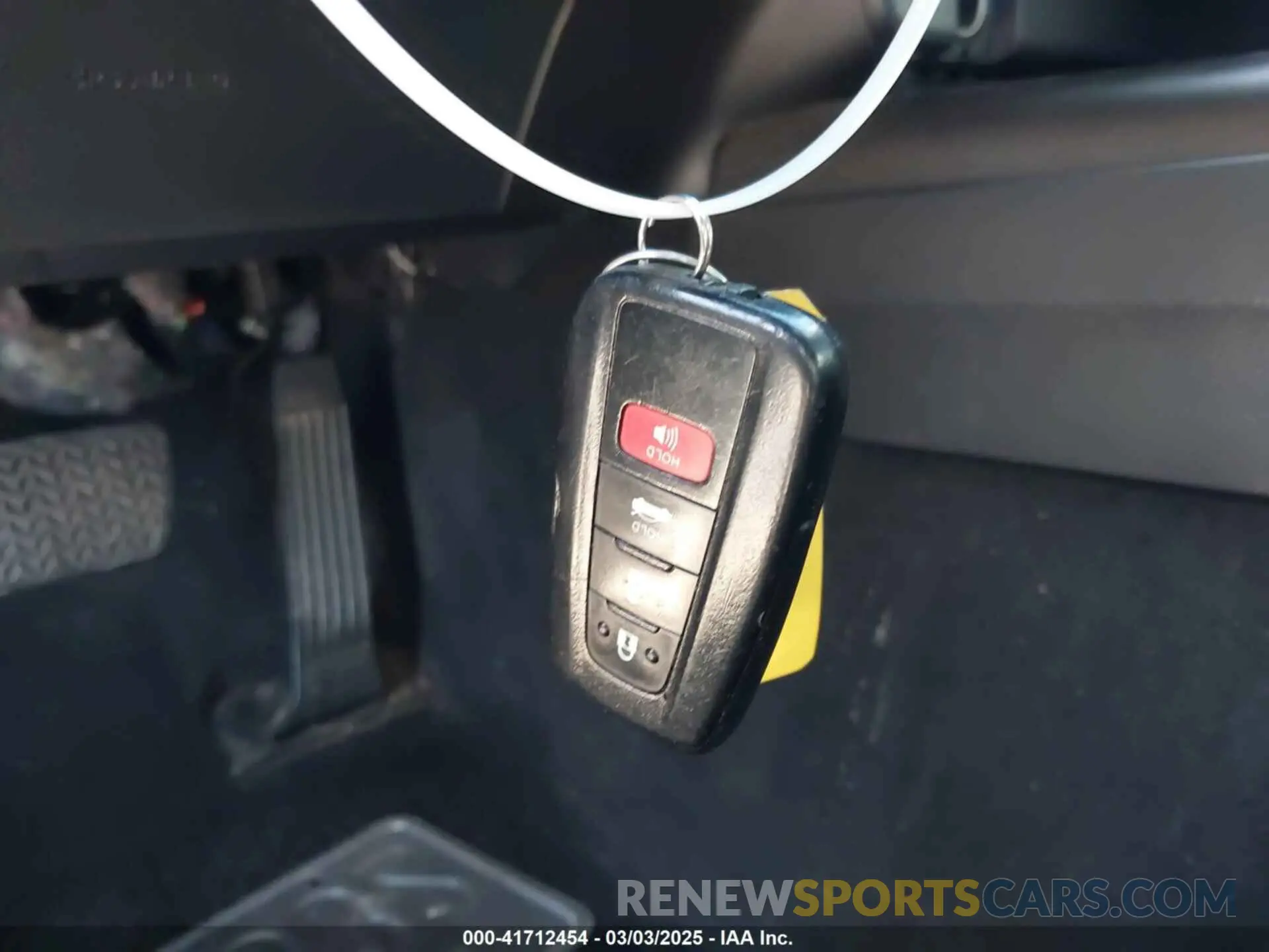 11 Photograph of a damaged car 4T1K61AKXNU003075 TOYOTA CAMRY 2022