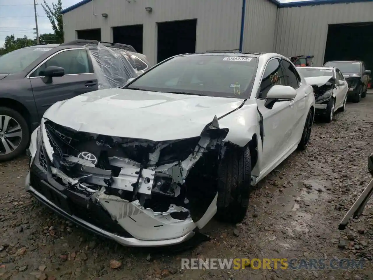 2 Photograph of a damaged car 4T1K61AKXNU011872 TOYOTA CAMRY 2022