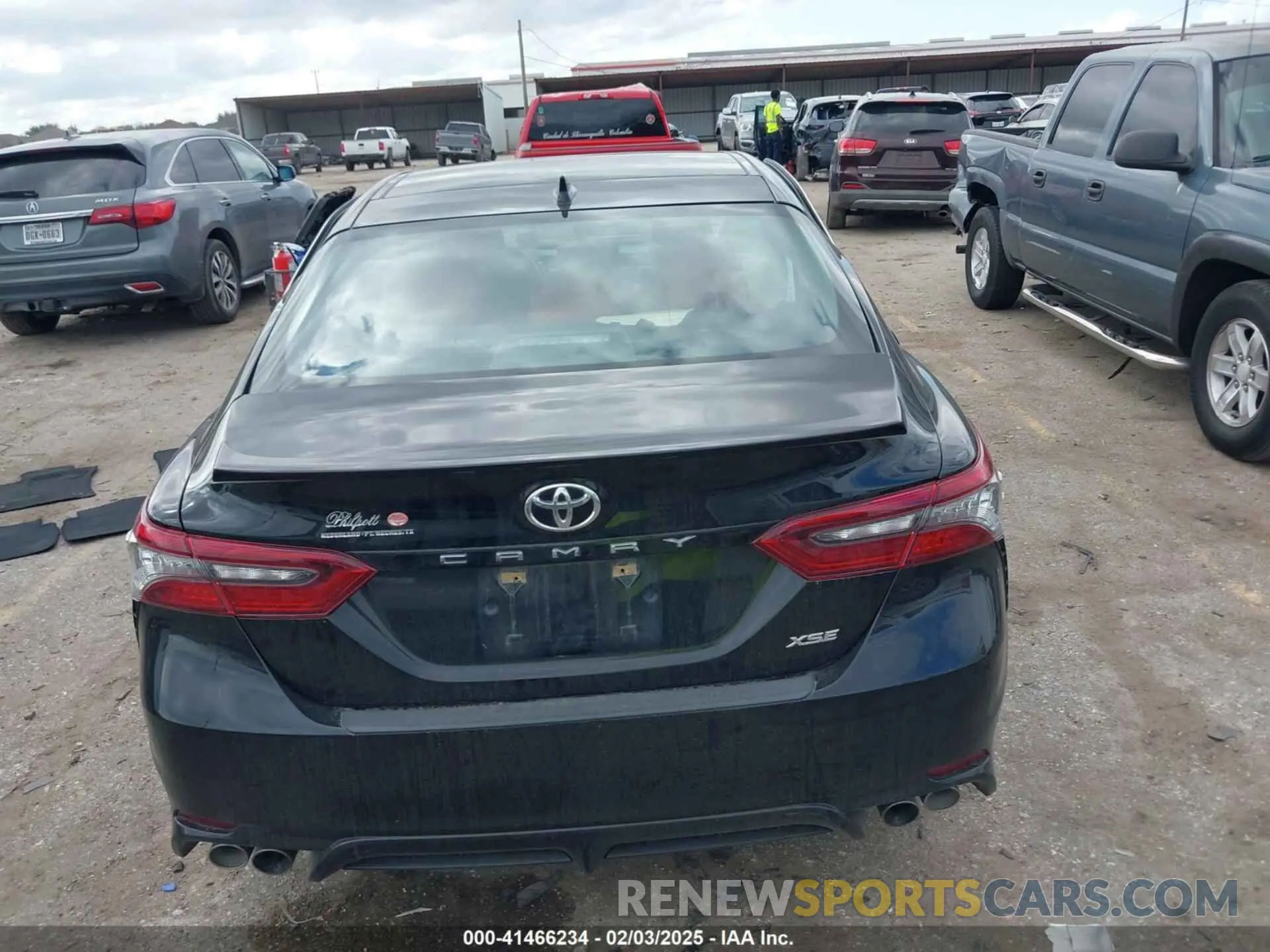 16 Photograph of a damaged car 4T1K61AKXNU018210 TOYOTA CAMRY 2022