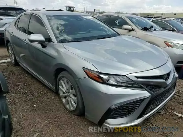 11 Photograph of a damaged car 4T1K61AKXNU026694 TOYOTA CAMRY 2022