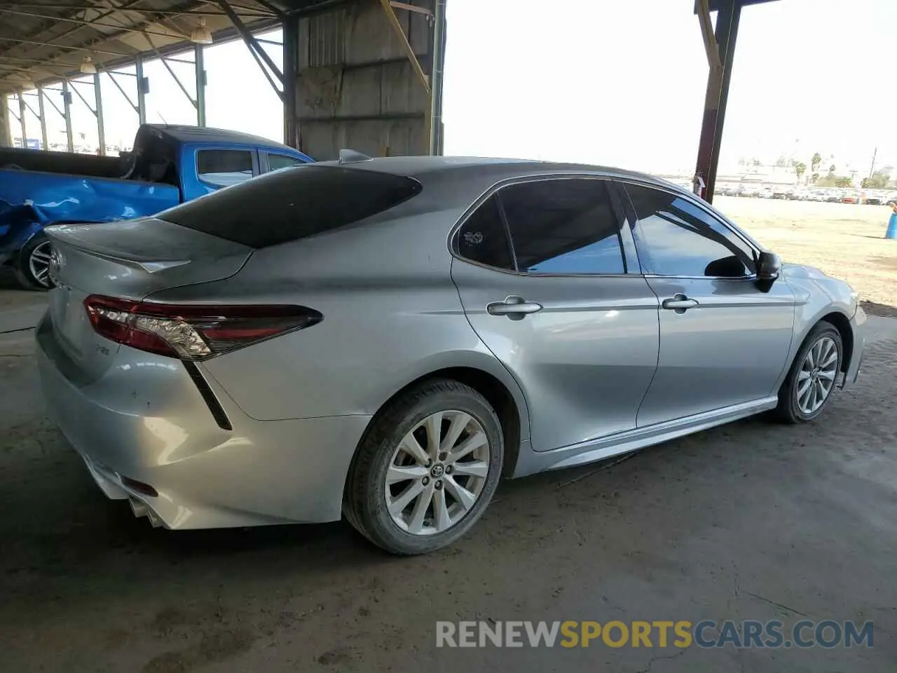 3 Photograph of a damaged car 4T1K61AKXNU026694 TOYOTA CAMRY 2022