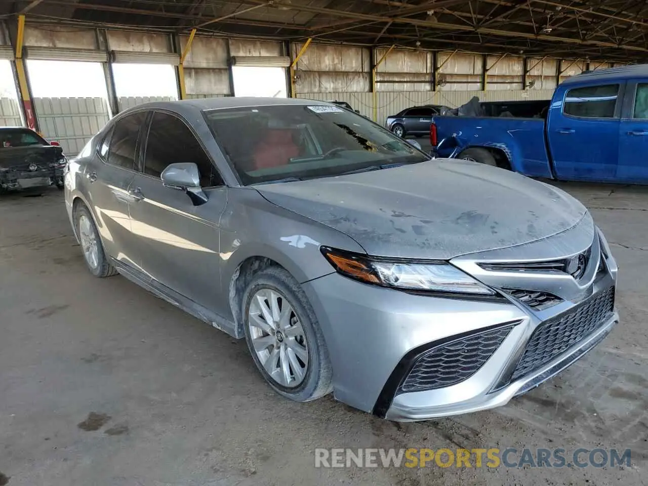 4 Photograph of a damaged car 4T1K61AKXNU026694 TOYOTA CAMRY 2022