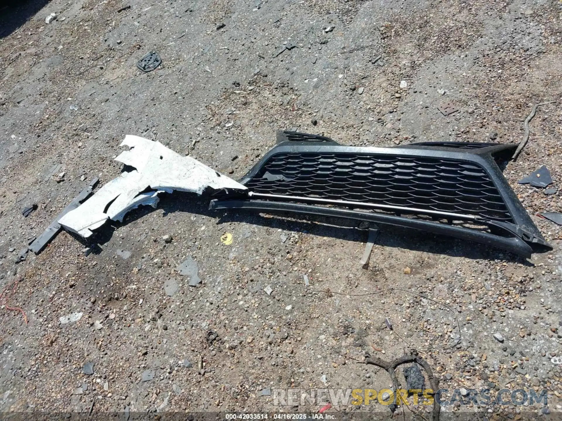 12 Photograph of a damaged car 4T1K61AKXNU073823 TOYOTA CAMRY 2022