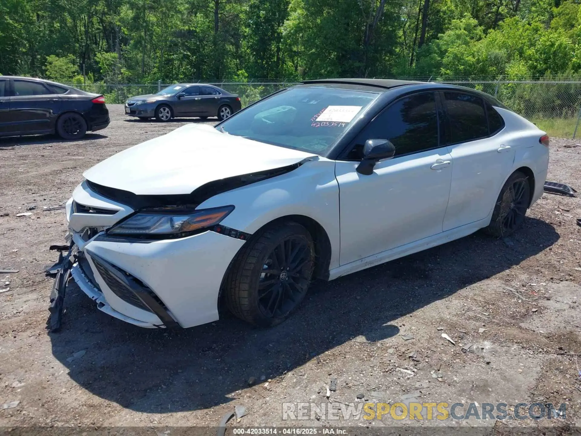 2 Photograph of a damaged car 4T1K61AKXNU073823 TOYOTA CAMRY 2022