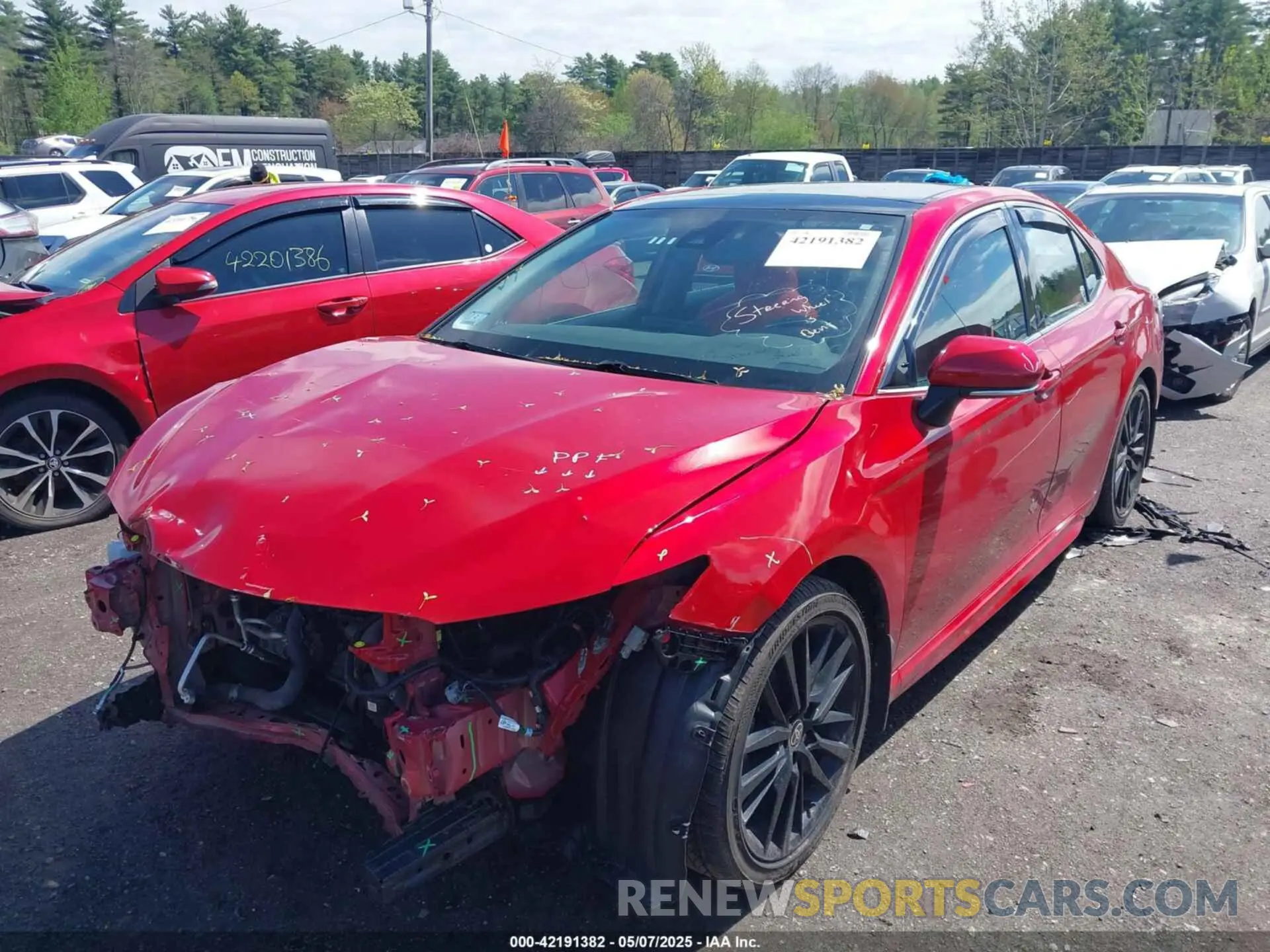 2 Photograph of a damaged car 4T1K61BK0NU069861 TOYOTA CAMRY 2022