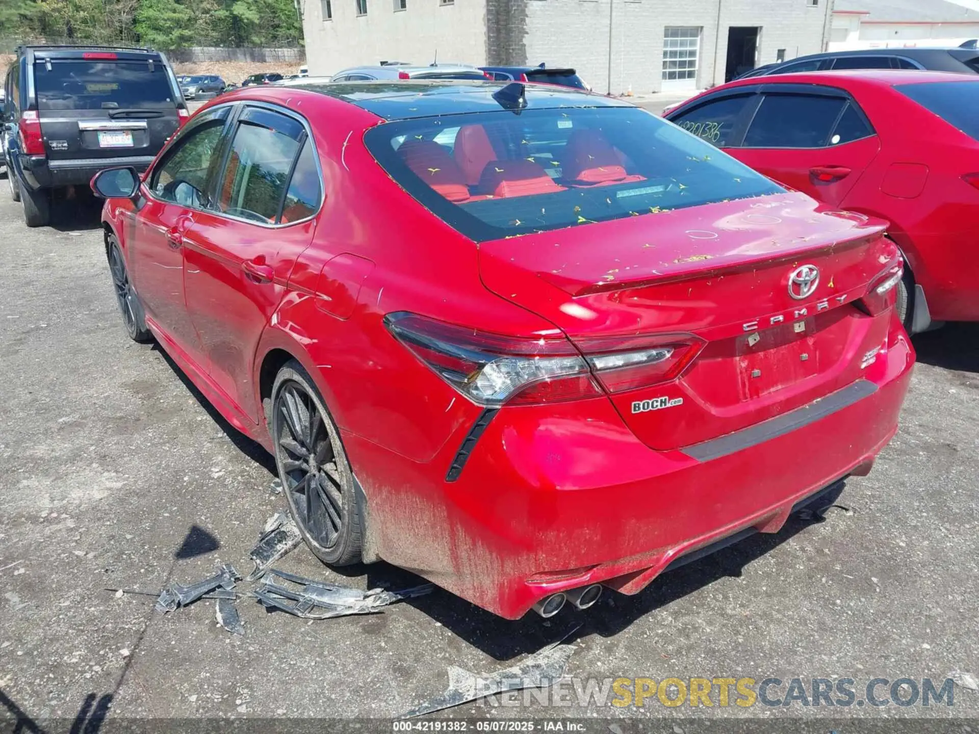 3 Photograph of a damaged car 4T1K61BK0NU069861 TOYOTA CAMRY 2022