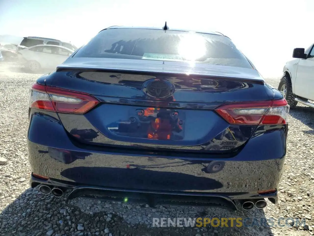 6 Photograph of a damaged car 4T1K61BK1NU063888 TOYOTA CAMRY 2022