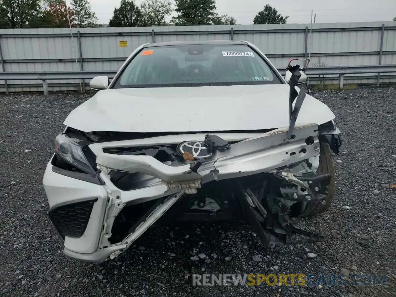 5 Photograph of a damaged car 4T1K61BK2NU063981 TOYOTA CAMRY 2022