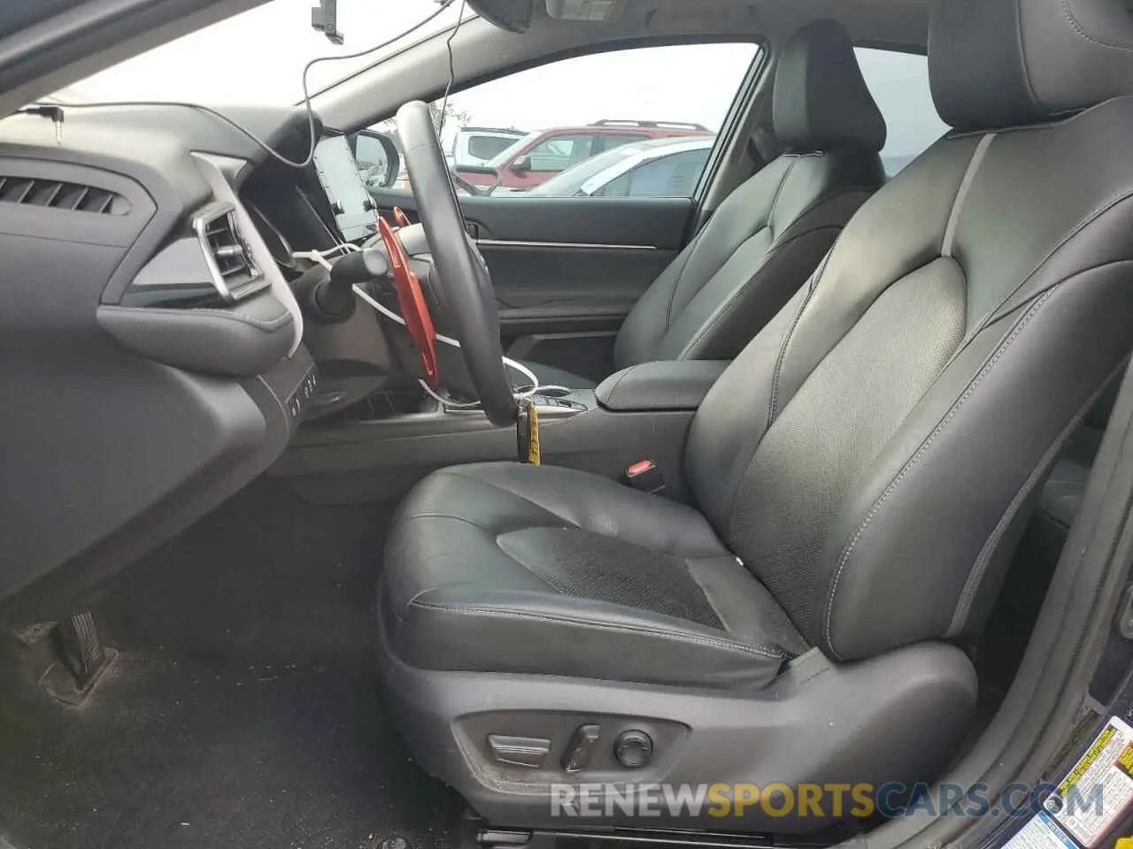 7 Photograph of a damaged car 4T1K61BK3NU057381 TOYOTA CAMRY 2022