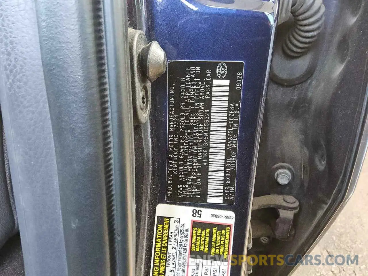 12 Photograph of a damaged car 4T1K61BK5NU056328 TOYOTA CAMRY 2022