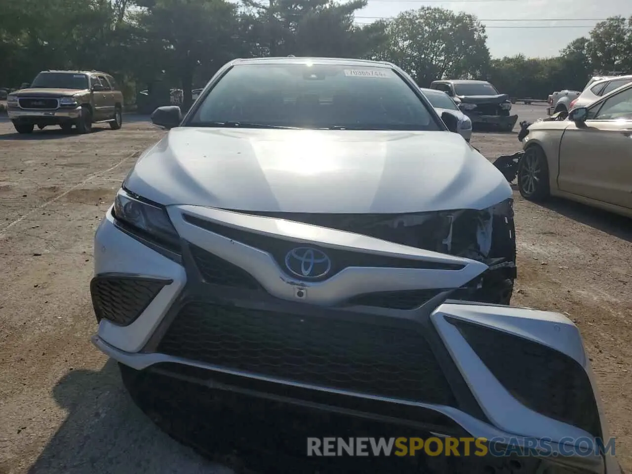 5 Photograph of a damaged car 4T1K61BK5NU058175 TOYOTA CAMRY 2022