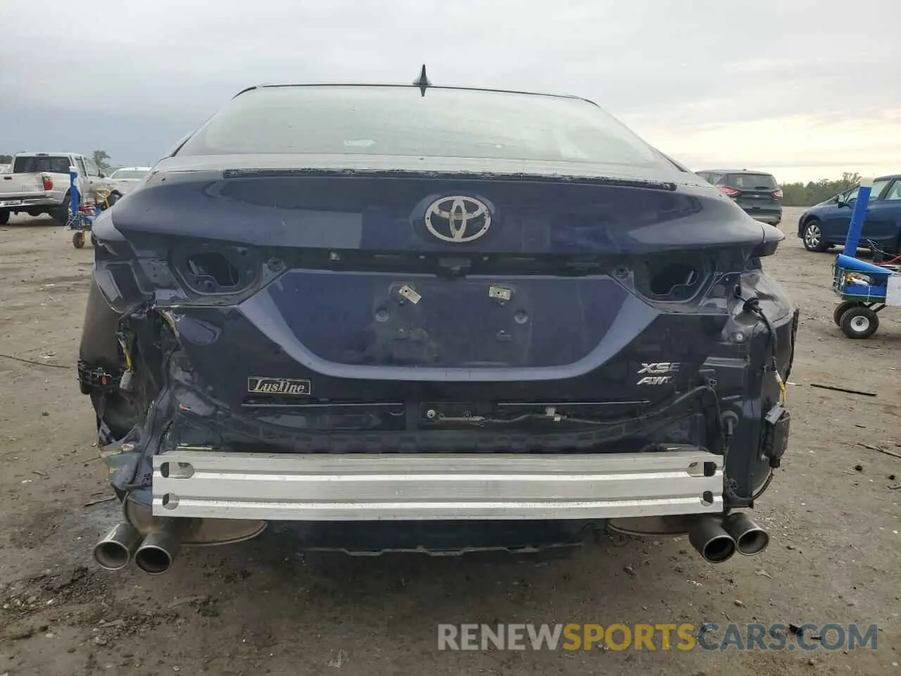 6 Photograph of a damaged car 4T1K61BK5NU059276 TOYOTA CAMRY 2022
