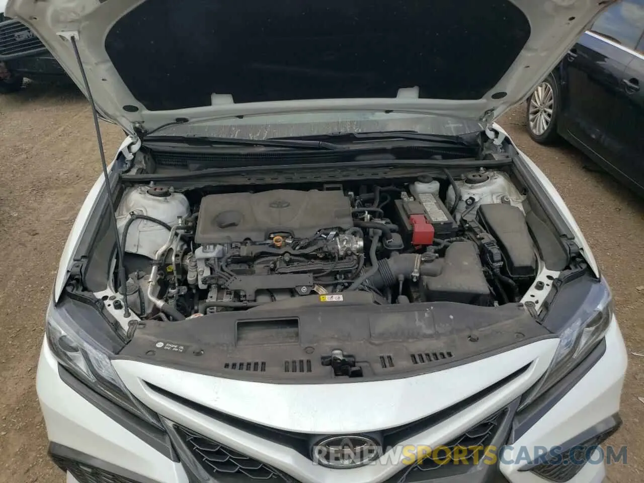11 Photograph of a damaged car 4T1K61BK5NU062873 TOYOTA CAMRY 2022