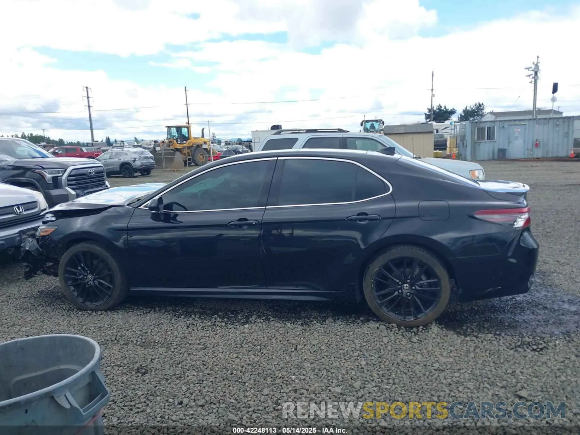 14 Photograph of a damaged car 4T1K61BK6NU068584 TOYOTA CAMRY 2022