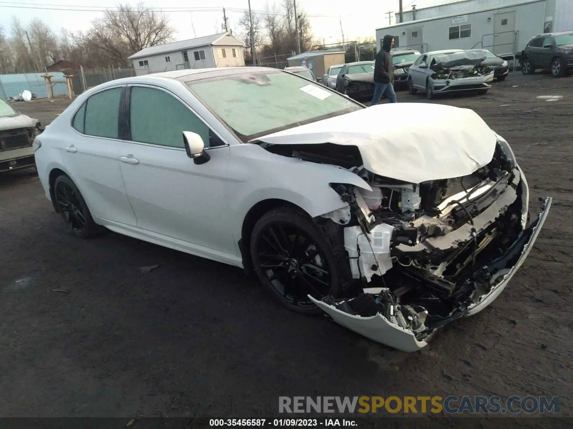 1 Photograph of a damaged car 4T1K61BK7NU071932 TOYOTA CAMRY 2022