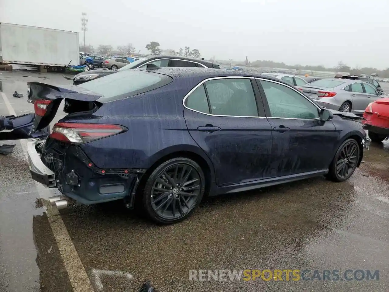 3 Photograph of a damaged car 4T1K61BK9NU052606 TOYOTA CAMRY 2022