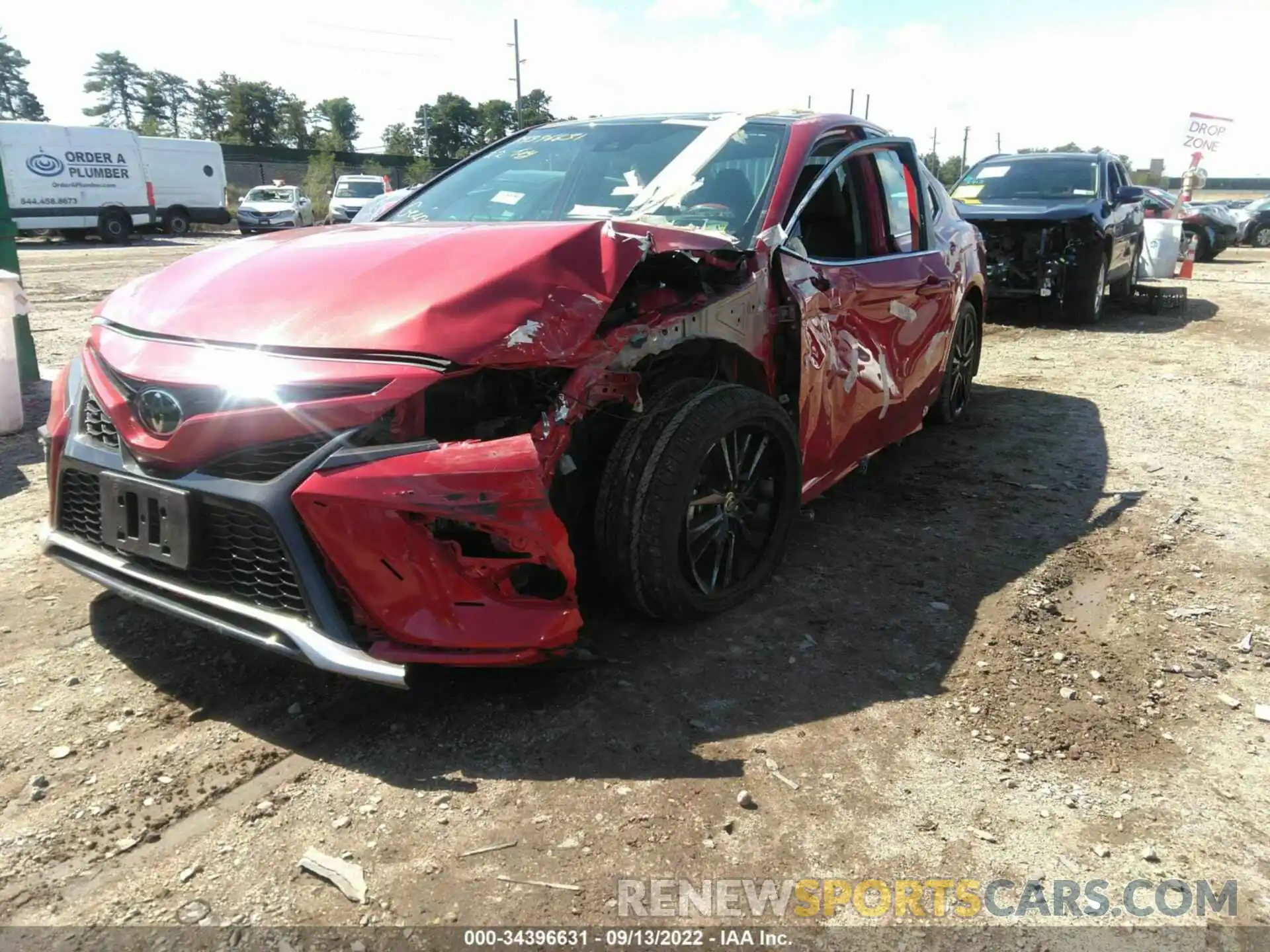 6 Photograph of a damaged car 4T1K61BK9NU055019 TOYOTA CAMRY 2022