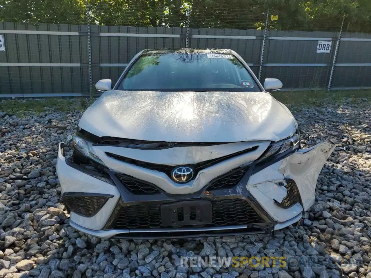 5 Photograph of a damaged car 4T1K61BK9NU066473 TOYOTA CAMRY 2022